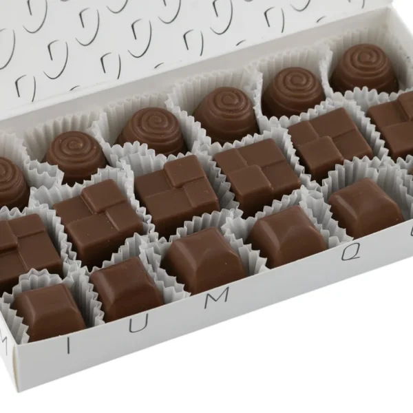 Κουτί Σοκολατάκια με Σοκολάτα Γάλακτος και Φουντούκι 185γρ